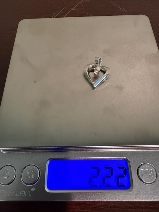 Jewelry - 14k White Heart Pendant with possible diamond- 2.10 grams